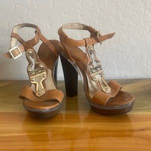 Michael Kors size 7 heels